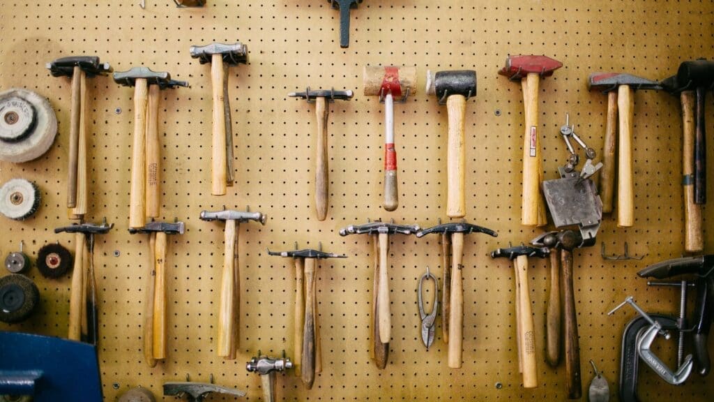 Hammers on the peg wall - tools Hammers on the peg wall - tools